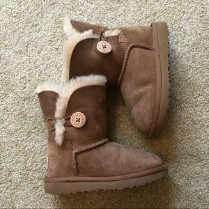 Toddler Girl Bailey Button Ugg Boots Size 9